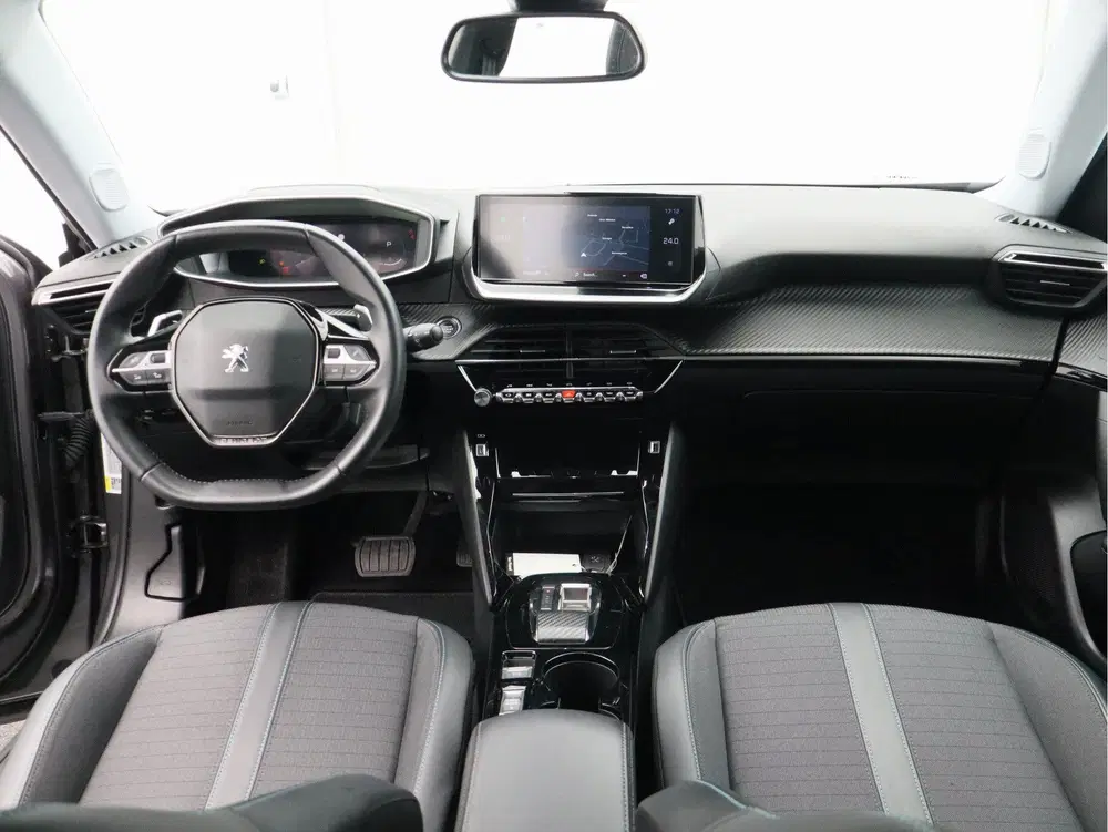 Peugeot 2008 1.2 PureTech Allure Pack uit 2022, foto 2