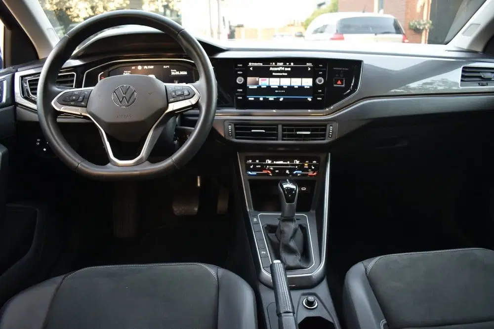 Volkswagen Polo 1.0 TSI R-Line Business NAVI CLIMA CARPLAY uit 2023, foto 12