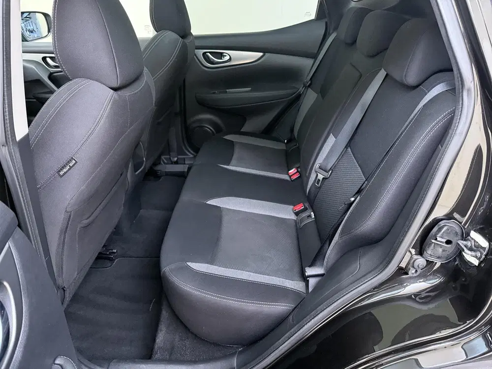 Nissan Qashqai 1.3 DIG-T N-Connecta Black Edition uit 2019, foto 15