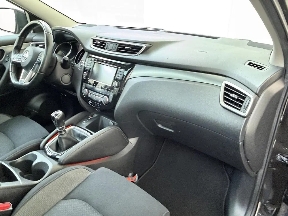 Nissan Qashqai 1.3 DIG-T N-Connecta Black Edition uit 2019, foto 5