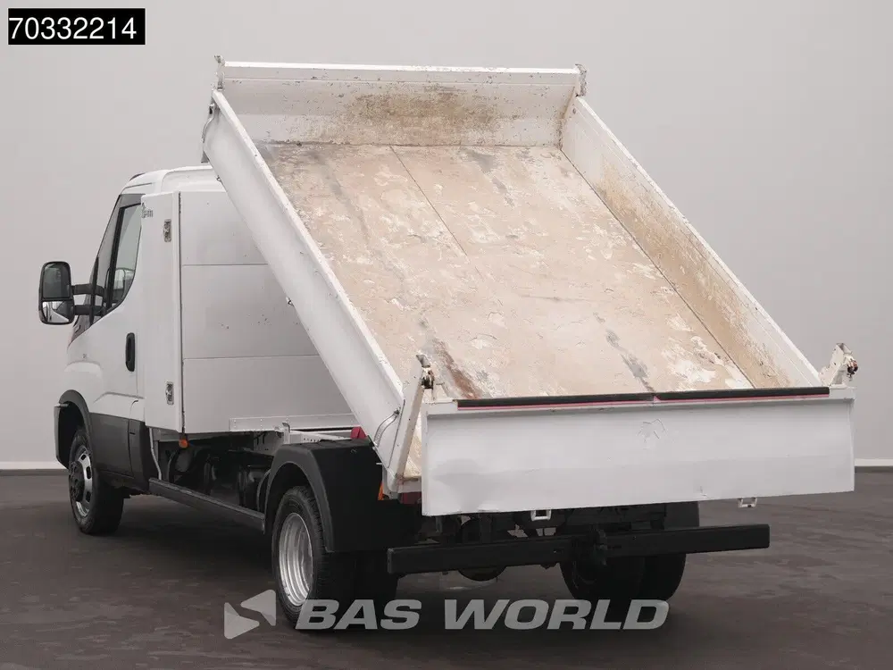 Iveco Daily 3.0L Kipper met Kist 3500kg trekhaak Airco uit 2020, foto 6