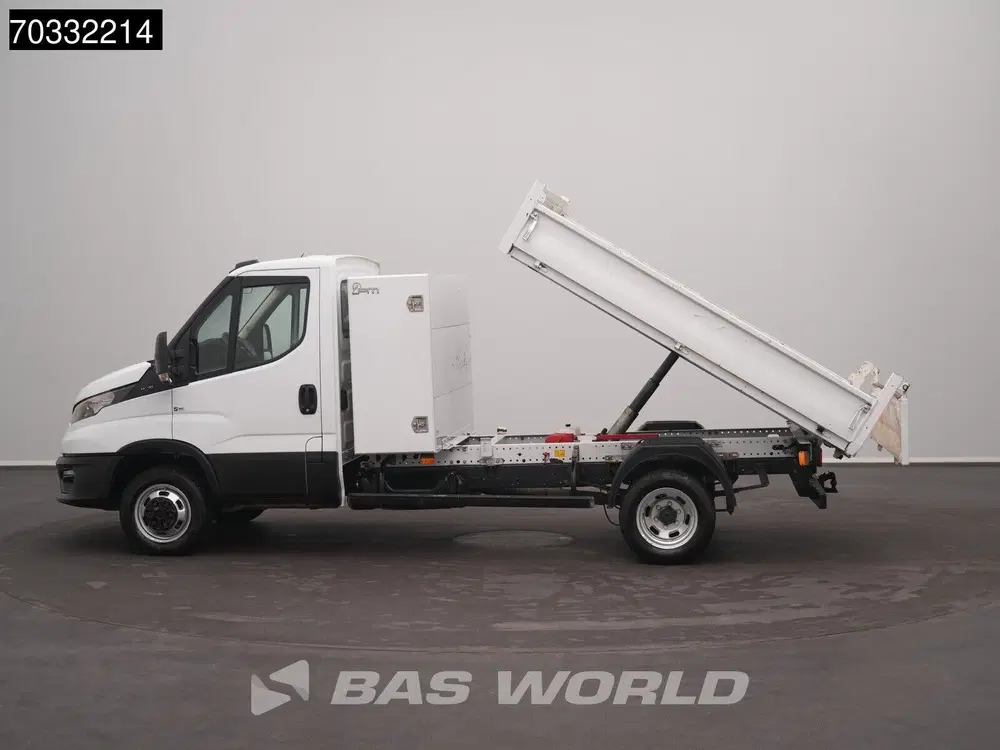 Iveco Daily 3.0L Kipper met Kist 3500kg trekhaak Airco uit 2020, foto 7