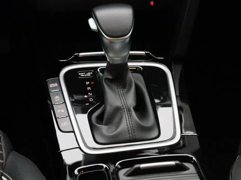 Kia Ceed Pulse 1.0 T-GDi 120 MHEV DCT ISG uit 2024, foto 9