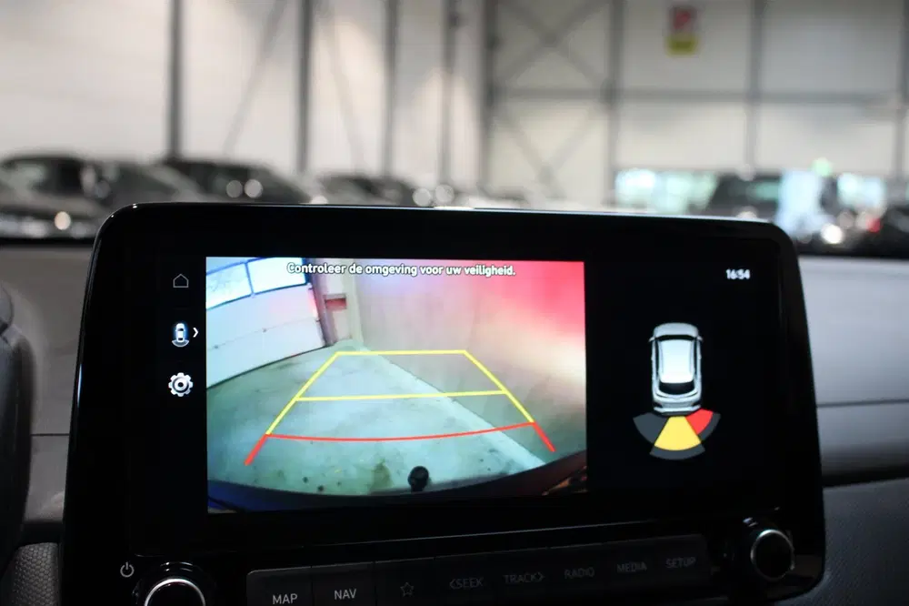 Hyundai KONA 1.6 GDI HEV Camera uit 2022, foto 6