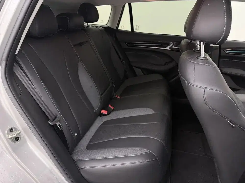 MG MG5 Long Range Luxury 61 kWh Aut. uit 2023, foto 14
