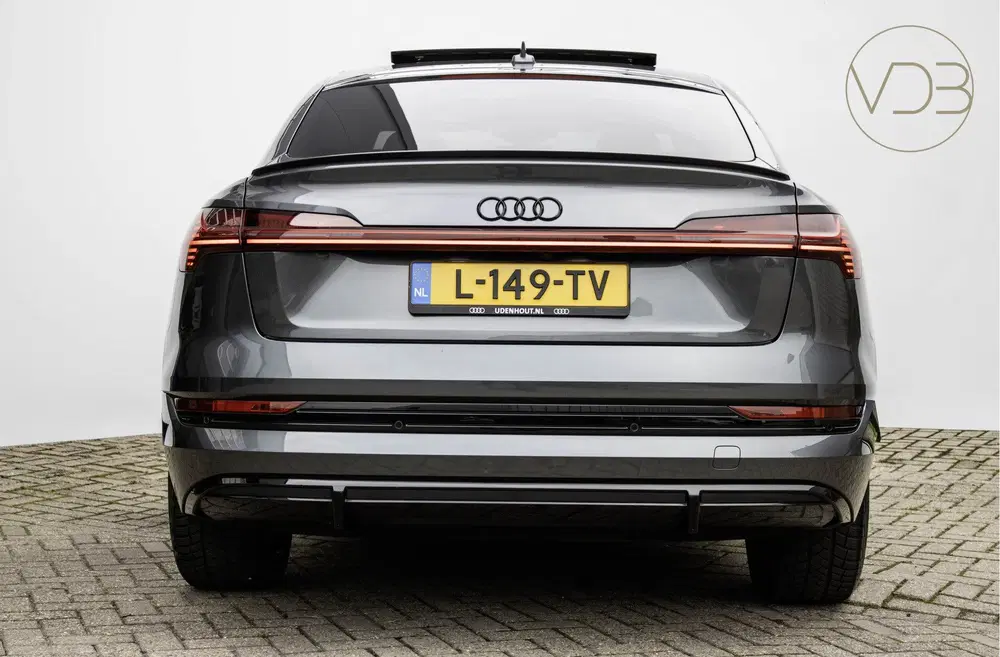 Audi e-tron 55 SOH 91 uit 2021, foto 6