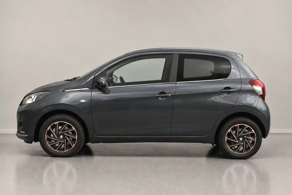 Peugeot 108 1.0 e-VTi Active uit 2021, foto 2