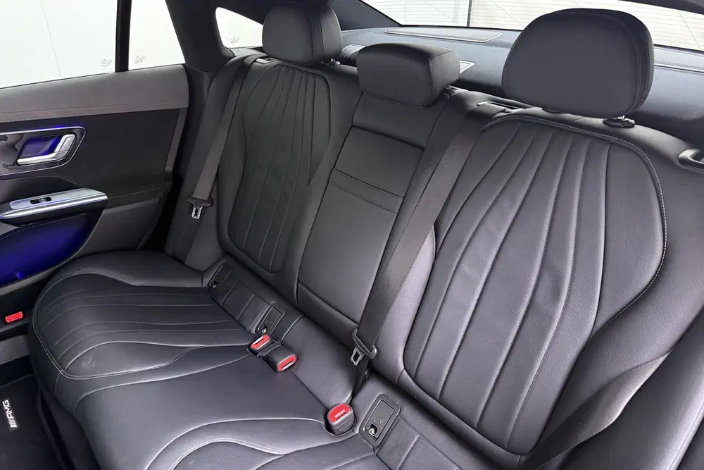 Mercedes-Benz EQE 300 AMG Night-Pack 89 kWh Trekhaak 21'LMV uit 2023, foto 12