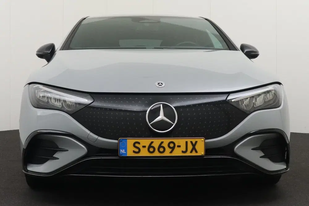 Mercedes-Benz EQE 300 AMG Night-Pack 89 kWh Trekhaak 21'LMV uit 2023, foto 3