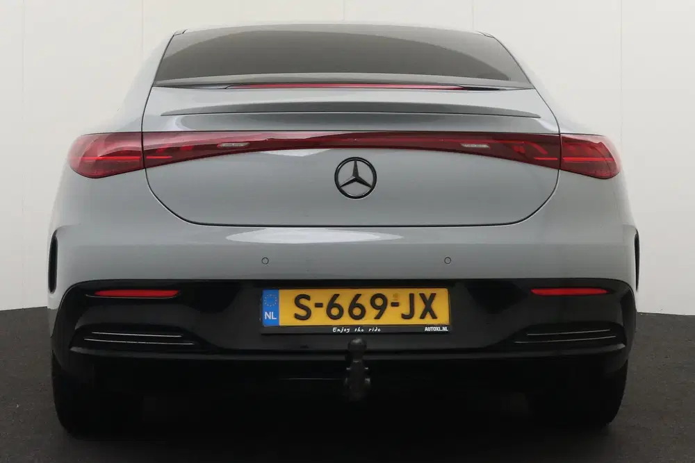 Mercedes-Benz EQE 300 AMG Night-Pack 89 kWh Trekhaak 21'LMV uit 2023, foto 4