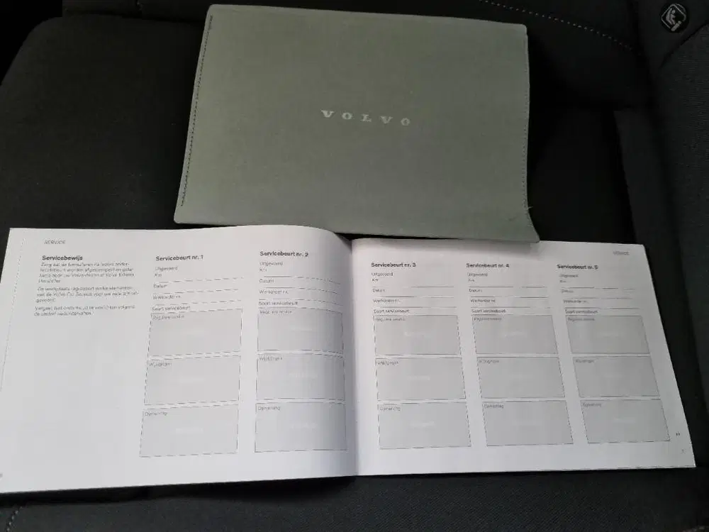 Volvo EX40 Single Motor Extended Range Plus 82 kWh uit 2025, foto 11