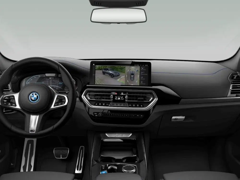 BMW iX3 80 kWh M-Sport uit 2023, foto 2