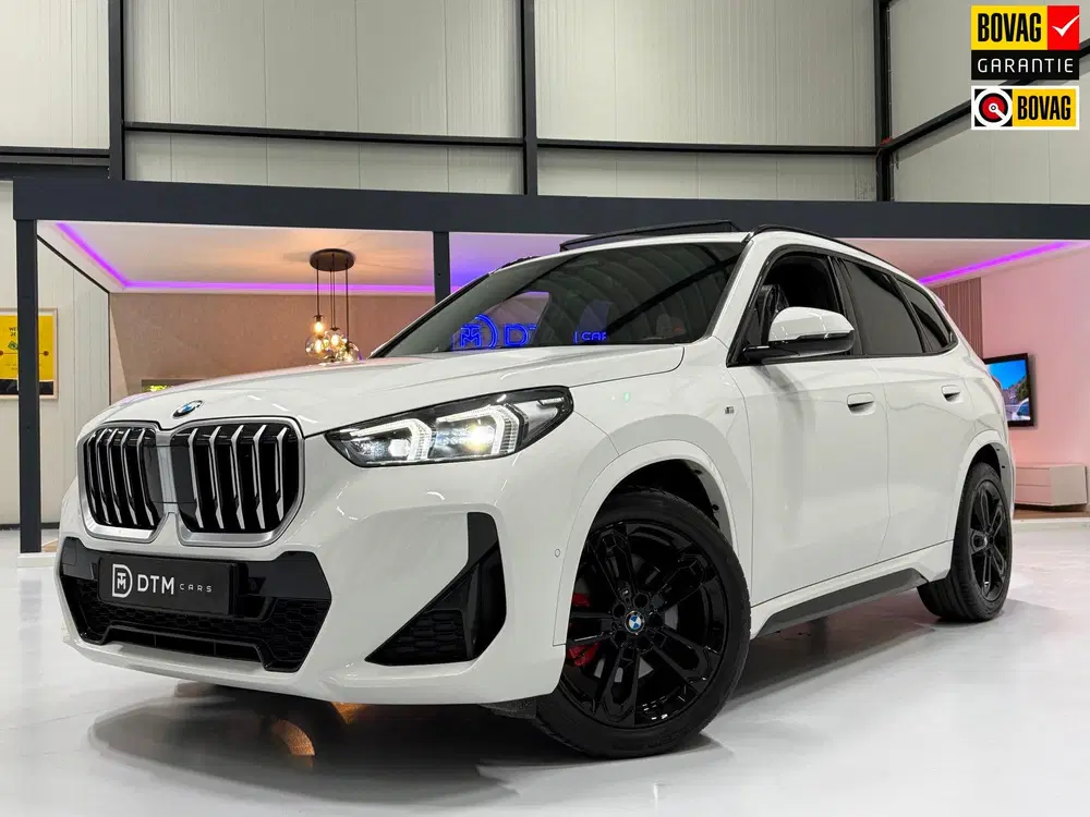 BMW X1 sDrive20i M Sport Pano Sportstoelen ACC Tr uit 2024