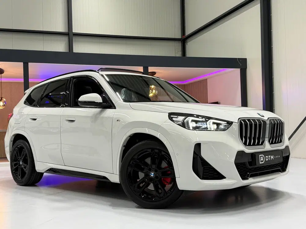 BMW X1 sDrive20i M Sport Pano Sportstoelen ACC Tr uit 2024, foto 3