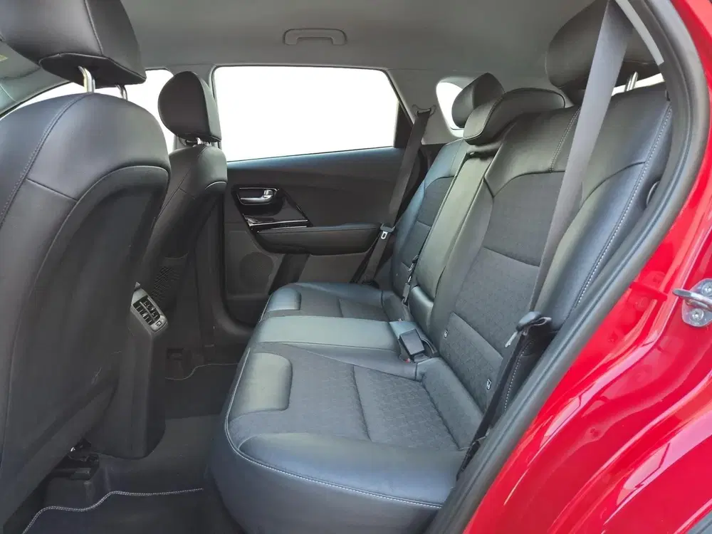 Kia Niro 1.6 GDi Hybrid DynamicLine 1e Eigenaar uit 2022, foto 11