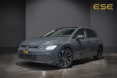 Volkswagen Golf 1.5 eTSI Pano uit 2023
