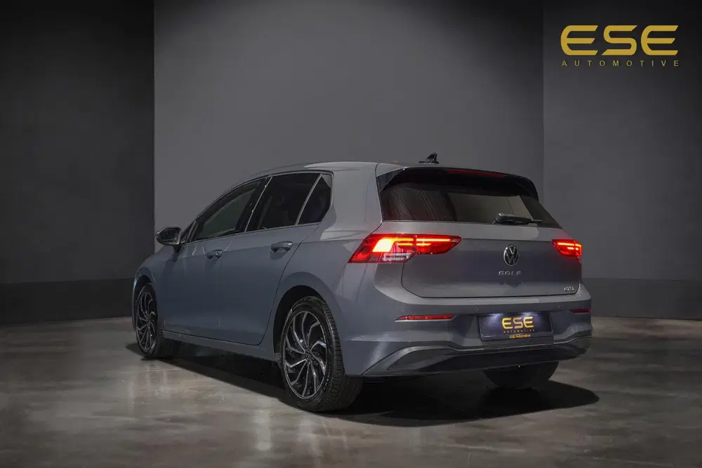 Volkswagen Golf 1.5 eTSI Pano uit 2023, foto 4