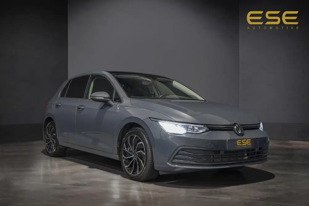 Volkswagen Golf 1.5 eTSI Pano uit 2023, foto 5