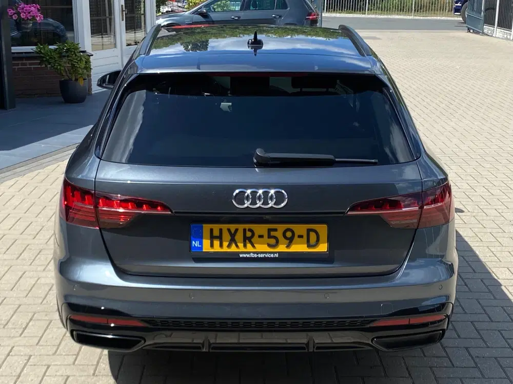 Audi A4 35 TDI S edition 2X S-line NIEUWSTAAT XENO uit 2021, foto 3