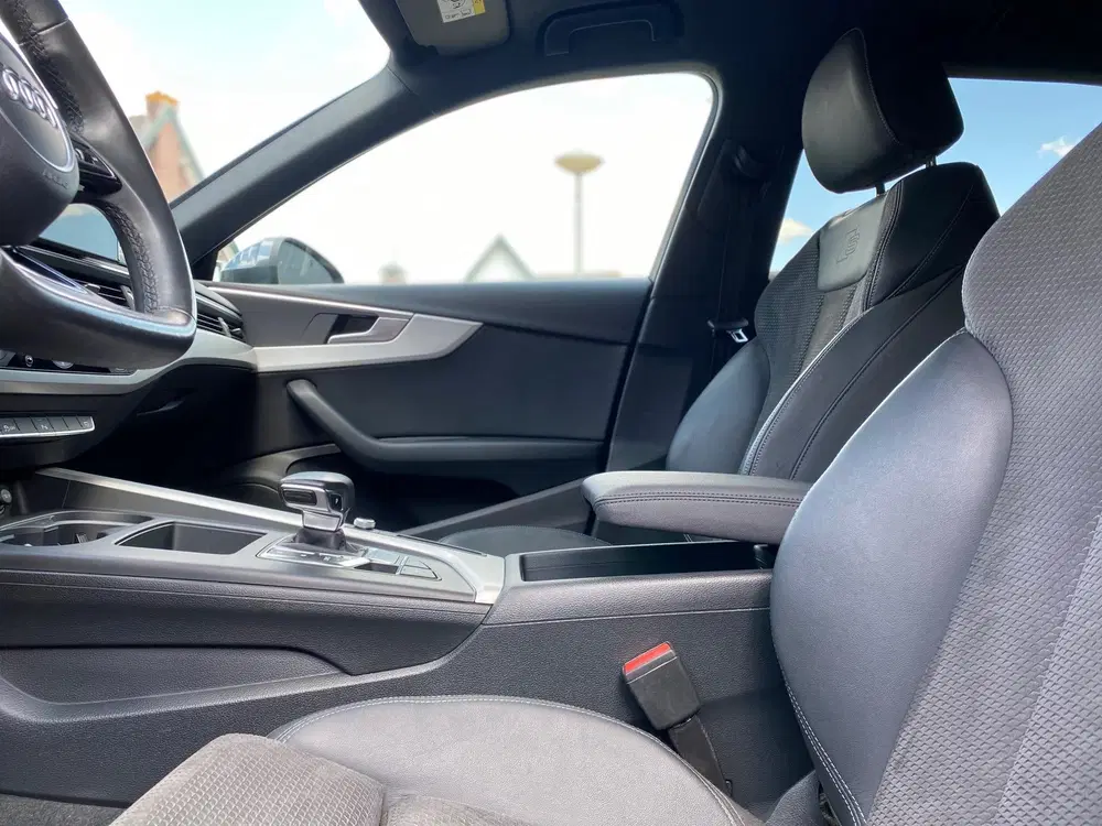 Audi A4 35 TDI S edition 2X S-line NIEUWSTAAT XENO uit 2021, foto 9