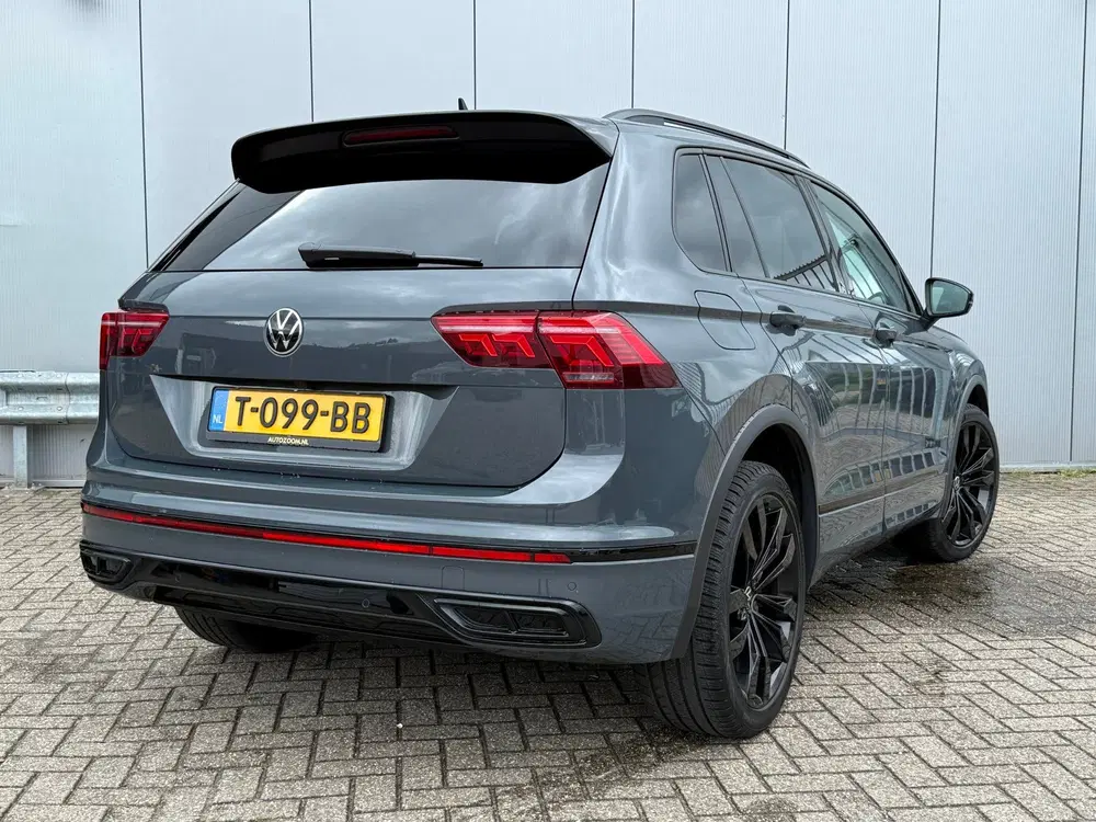 Volkswagen Tiguan 1.4 TSI eHybrid R-Line Business uit 2023, foto 2