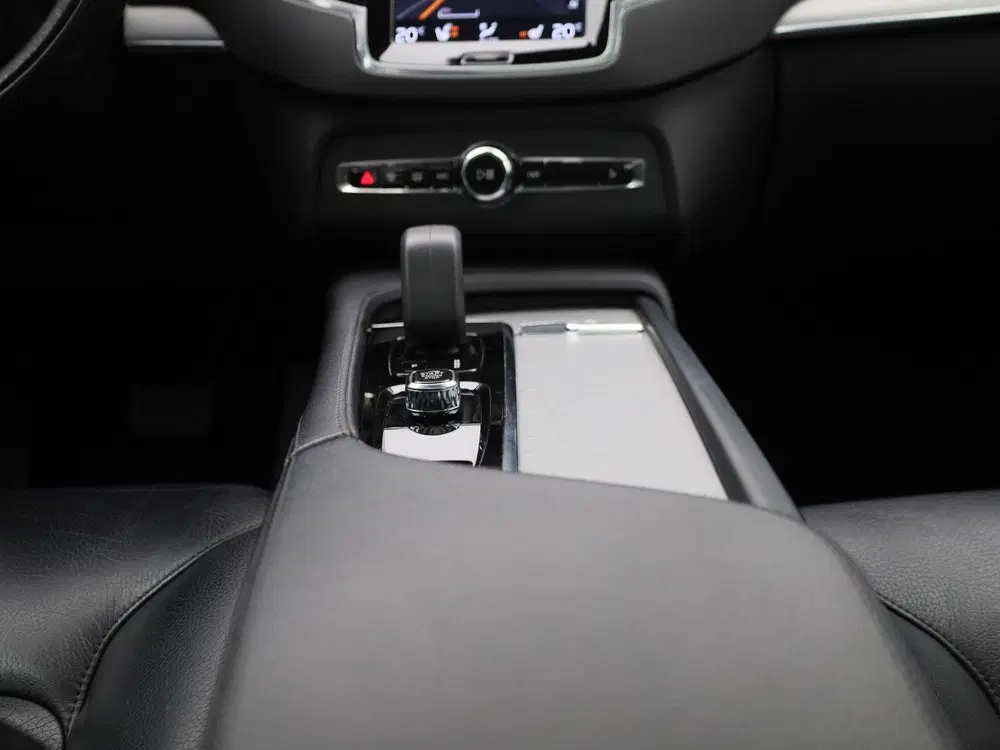 Volvo XC90 2.0 T8 4WD Geartronic Momentum Pro 7-ZITTE uit 2022, foto 10