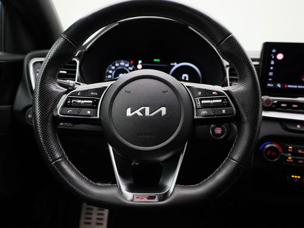 Kia Ceed 1.5 T-GDi GT-Line uit 2022, foto 3