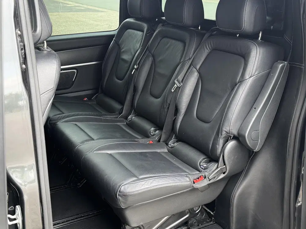 Mercedes-Benz V-Klasse 300d AMG Extra Lang DC L2H1 Avantgard uit 2019, foto 12