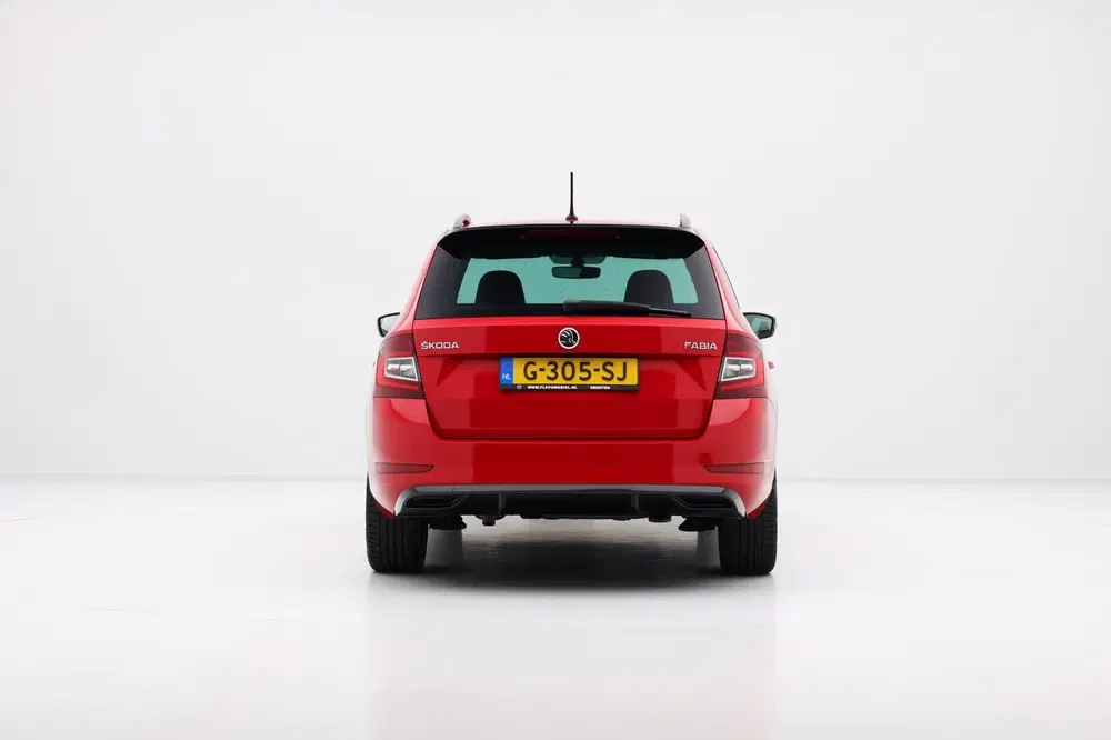 Skoda Fabia 1.0 TSI Monte Carlo Clima uit 2019, foto 9
