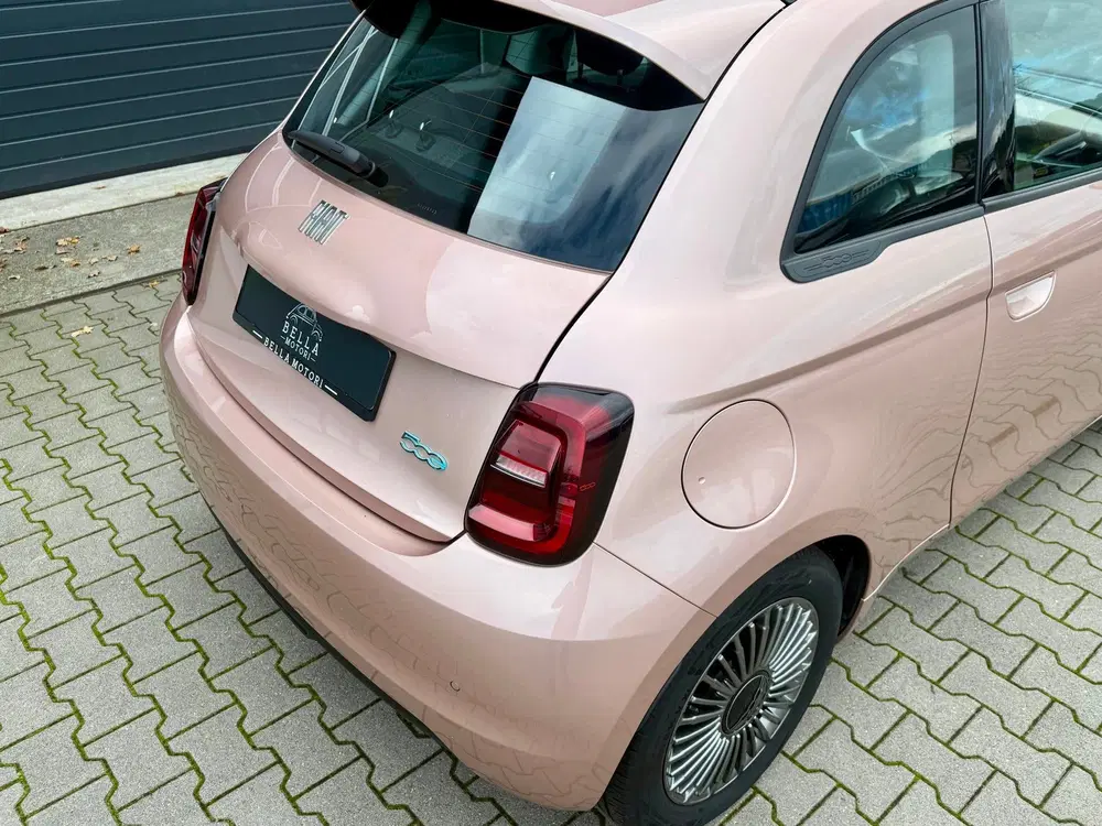 Fiat 500e Icon 42 kWh uit 2022, foto 6