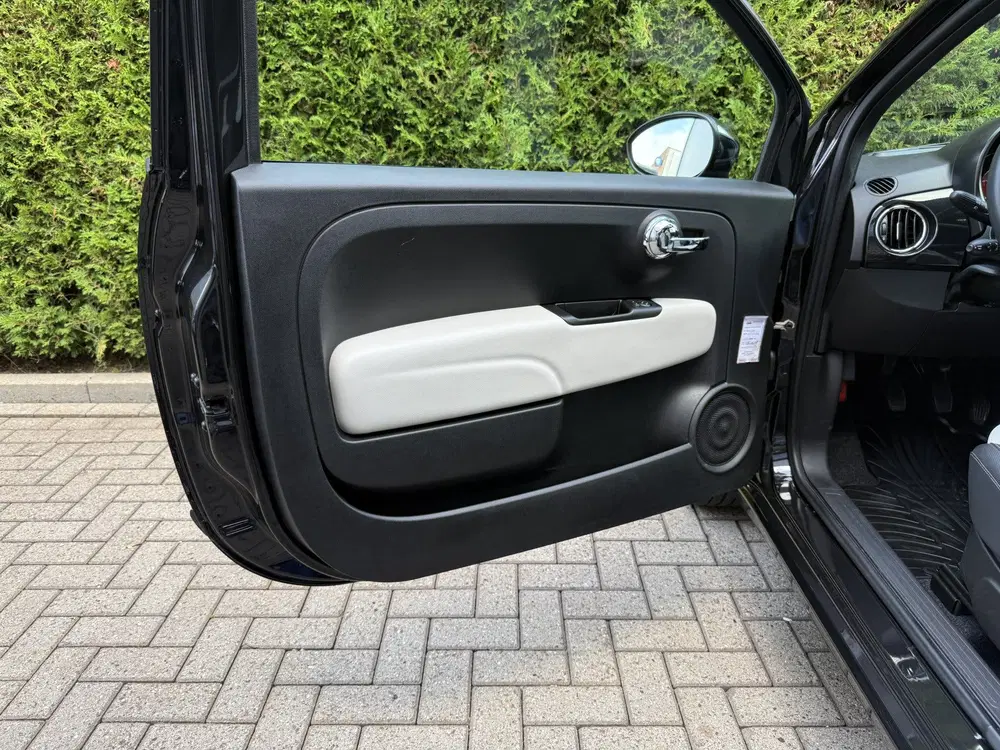Fiat 500 1.0 Hybrid Dolcevita l PANO-DAK l LEDER l uit 2022, foto 15