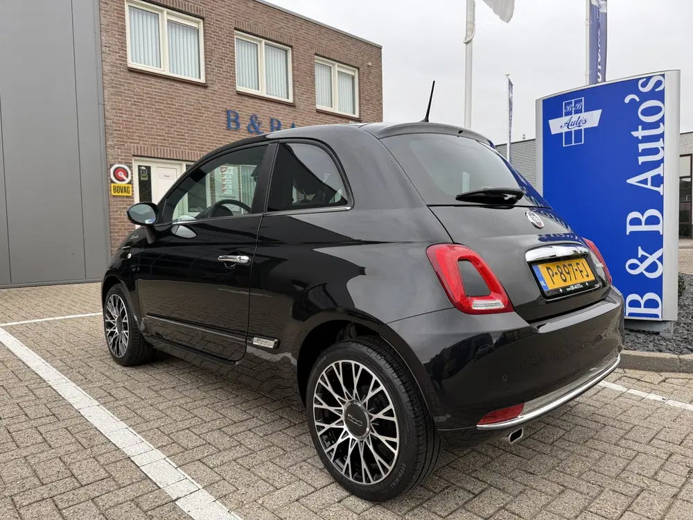 Fiat 500 1.0 Hybrid Dolcevita l PANO-DAK l LEDER l uit 2022, foto 2