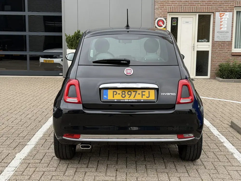 Fiat 500 1.0 Hybrid Dolcevita l PANO-DAK l LEDER l uit 2022, foto 4