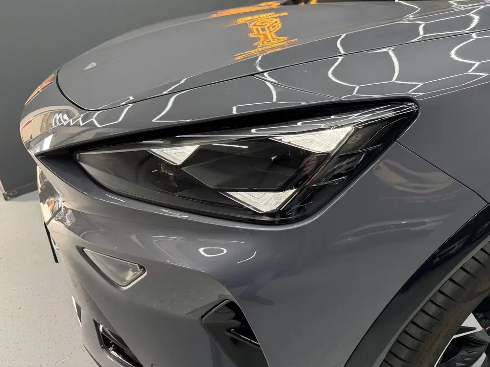 Cupra Formentor 1.5 TSI e-Hybrid PANO-KEYLESS-CAM-ACC-CARP uit 2024, foto 10