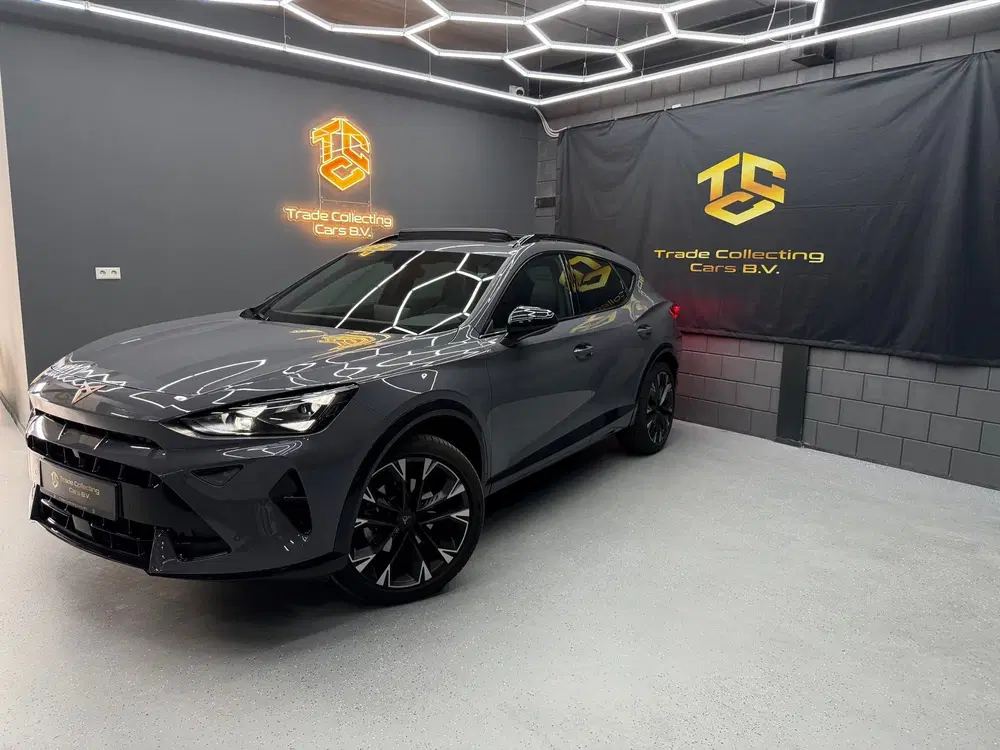 Cupra Formentor 1.5 TSI e-Hybrid PANO-KEYLESS-CAM-ACC-CARP uit 2024, foto 3