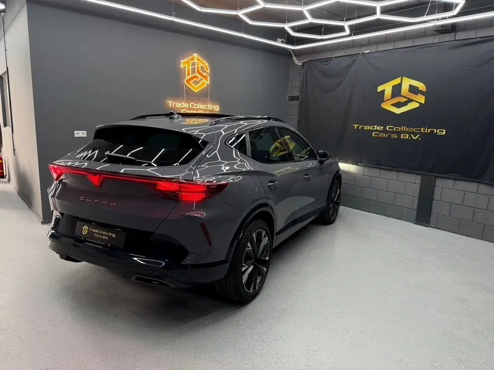 Cupra Formentor 1.5 TSI e-Hybrid PANO-KEYLESS-CAM-ACC-CARP uit 2024, foto 6