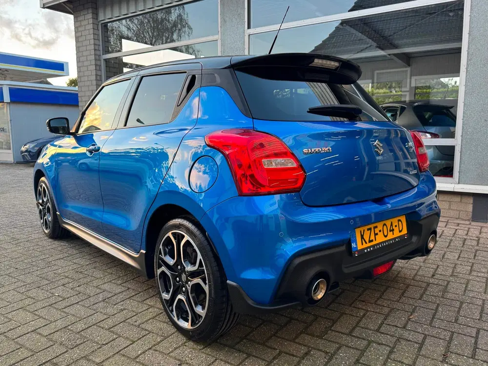 Suzuki Swift 1.4 Sport Smart Hybrid uit 2021, foto 2