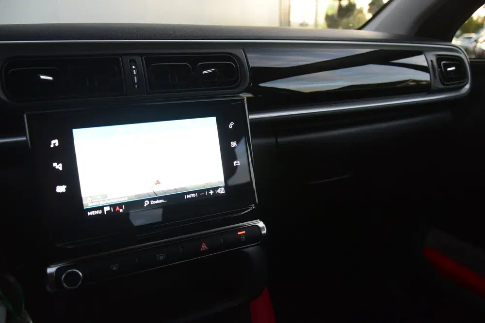 Citroën C3 1.2 PureTech Feel Edition Navi uit 2024, foto 14