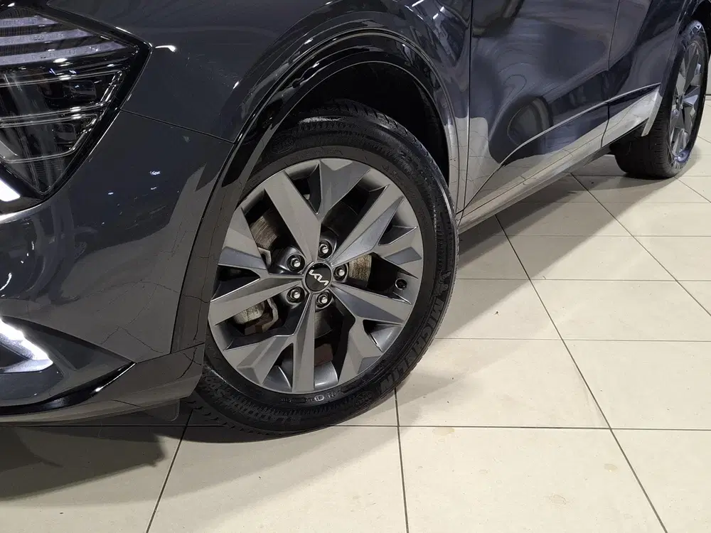 Kia Sportage 1.6 T-GDi Hybrid GT-Line Stoel en stuur ve uit 2023, foto 2