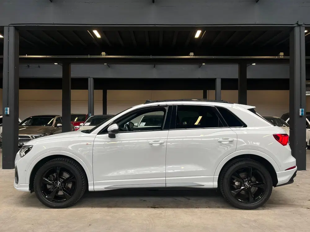 Audi Q3 45 TFSI quattro S Line #Sfeer uit 2019, foto 2
