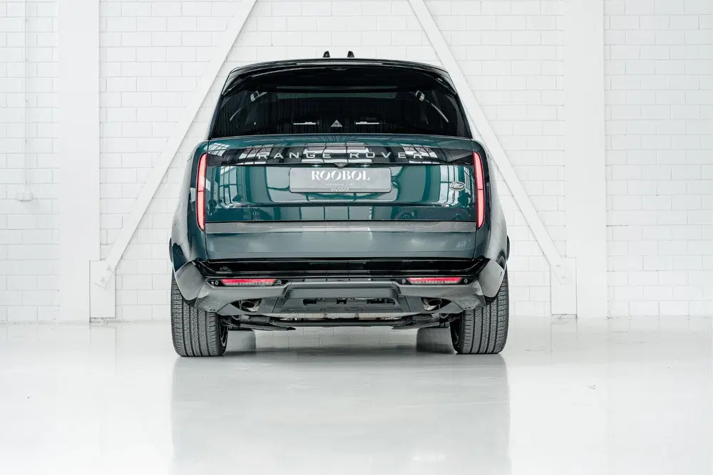 Land Rover Range Rover P510e HSE *SVO British Racing Green* uit 2023, foto 4