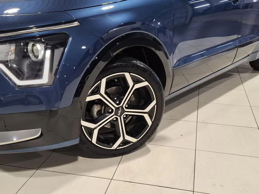 Kia Niro 1.6 GDi Hybrid DynamicLine 18 inch uit 2022, foto 2