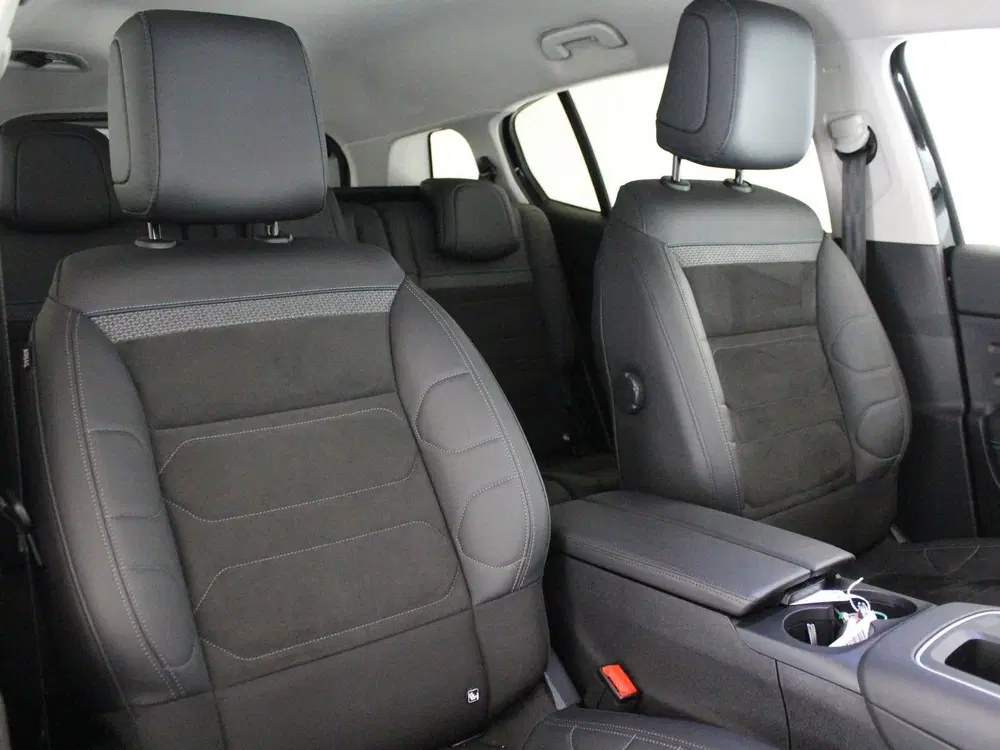 Citroën C5 Aircross 1.2 Hybrid 136 Plus uit 2024, foto 15