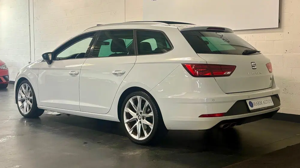 SEAT Leon 1.5 TSI FR 150pk Automaat uit 2019, foto 8
