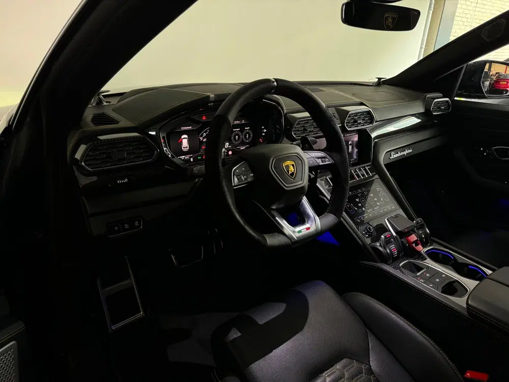Lamborghini Urus 4.0 V8 Pano uit 2022, foto 3