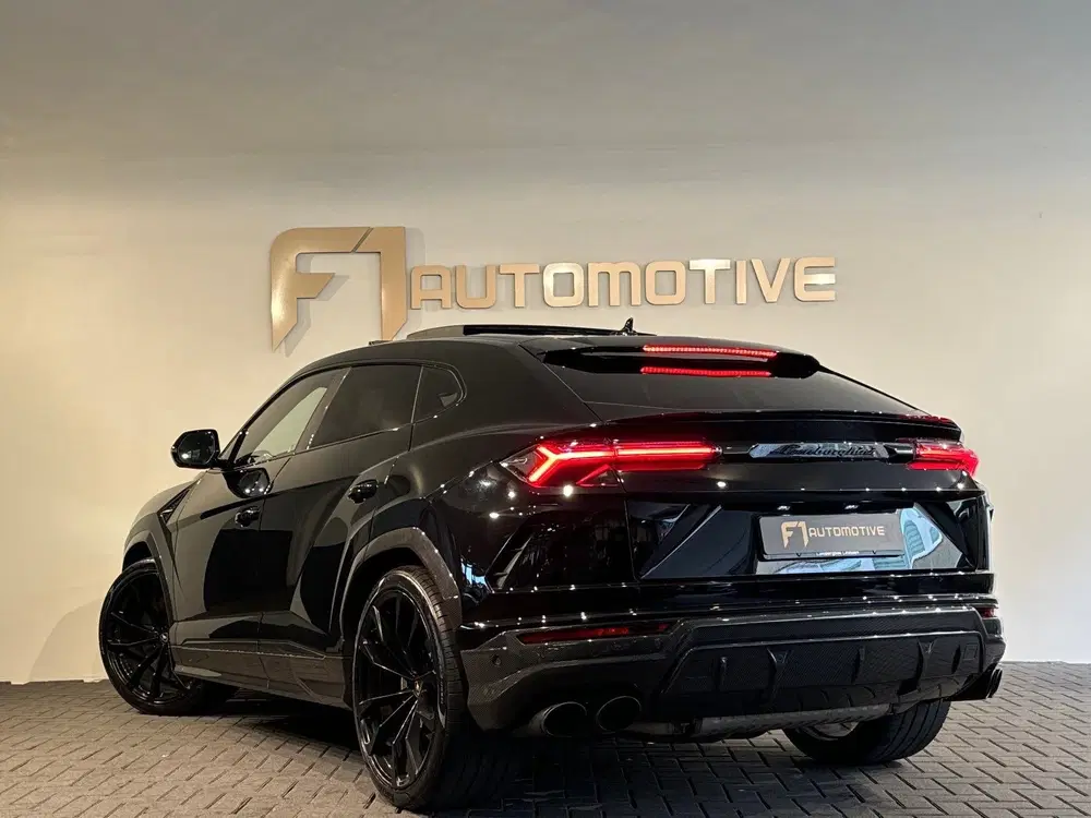 Lamborghini Urus 4.0 V8 Pano uit 2022, foto 6