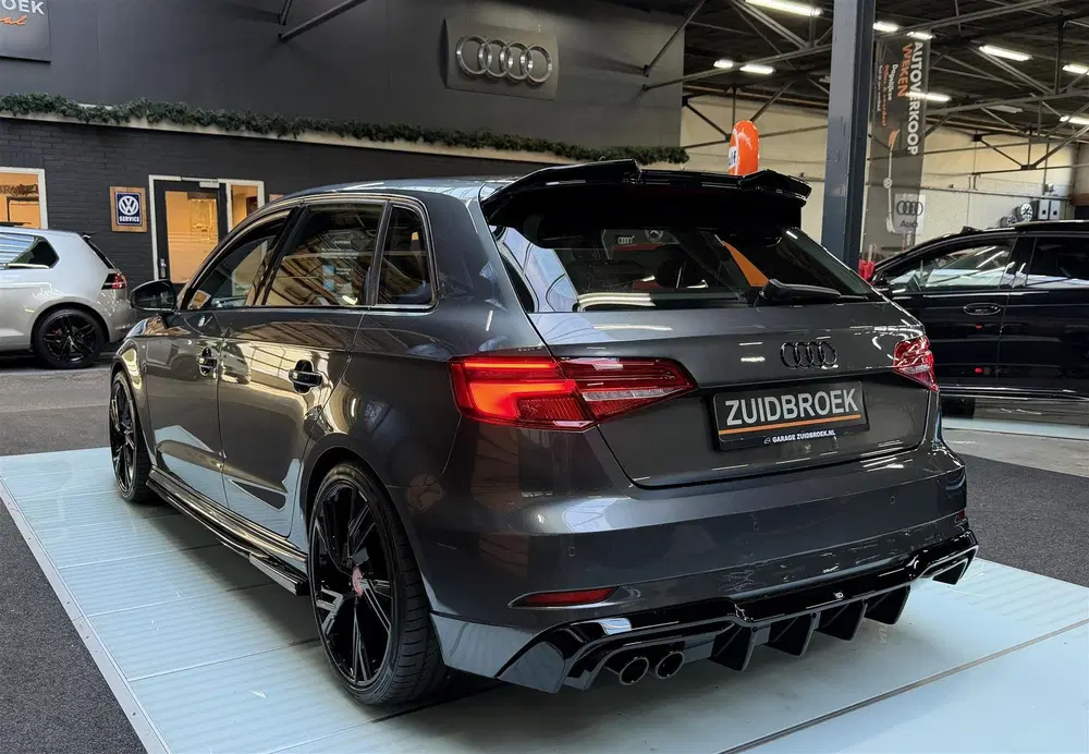Audi A3 35 TFSI S-Line uit 2019, foto 14