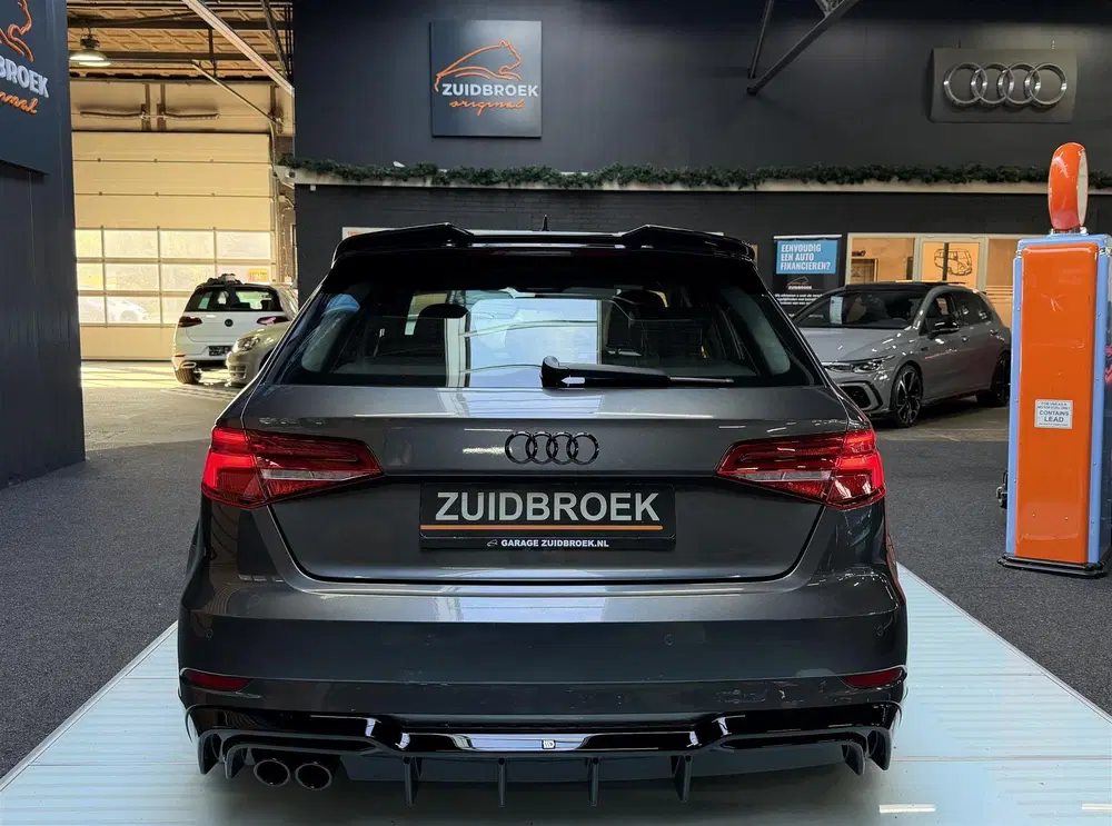 Audi A3 35 TFSI S-Line uit 2019, foto 15