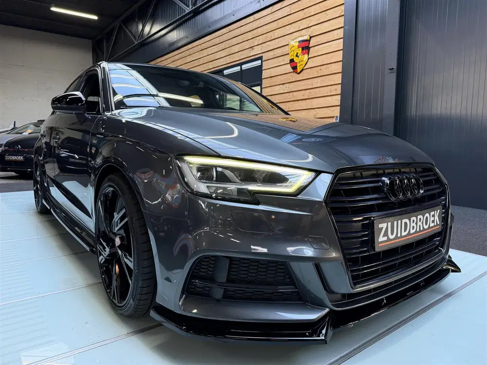 Audi A3 35 TFSI S-Line uit 2019, foto 6