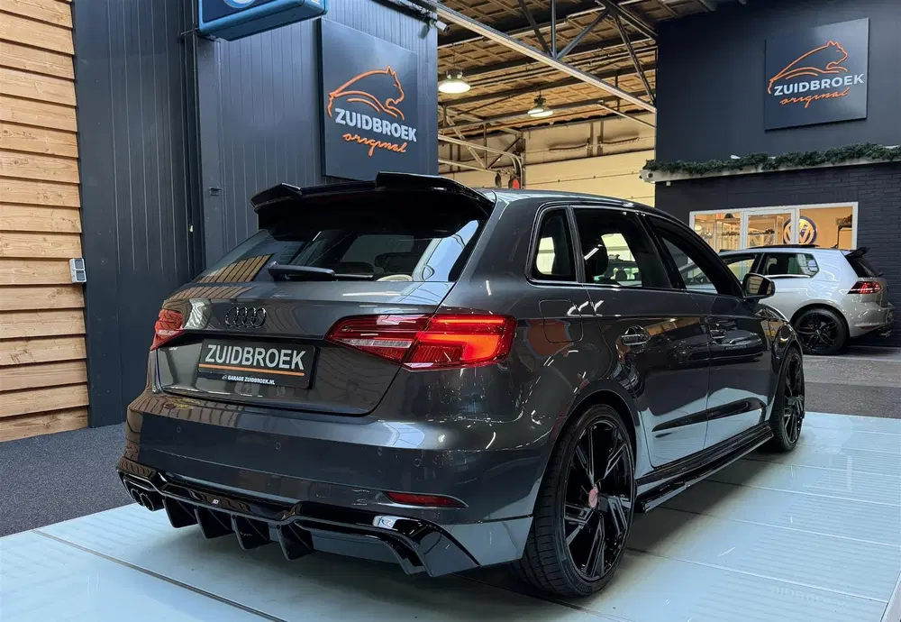 Audi A3 35 TFSI S-Line uit 2019, foto 8